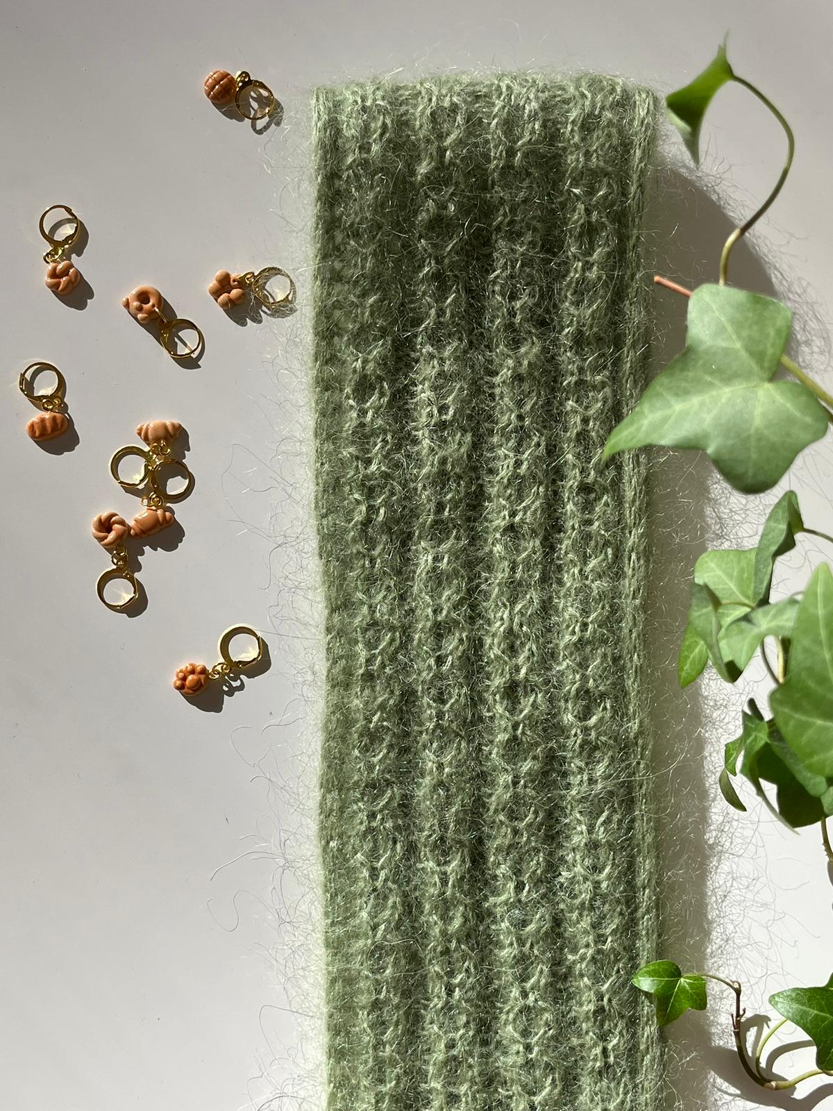 Scarf waves knitting pattern by Ozoknits, drops kid-silk Scarf waves knitting pattern by Ozoknits, drops kid-silk