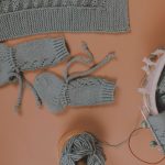 Mazuļu zeķītes ar mežģīņrakstu apraksts